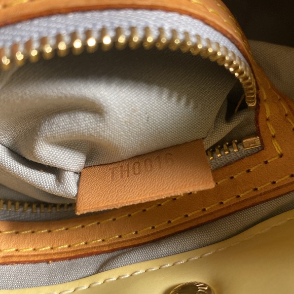 Louis Vuitton Vernis Mini Tote Bag - Picture 5 of 10